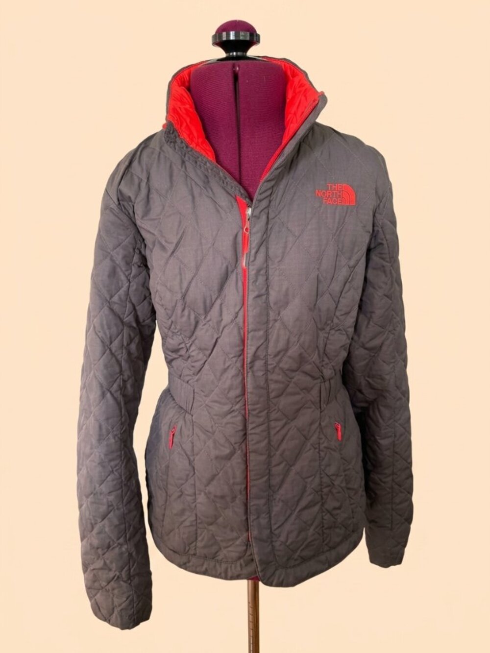 The North Face Gray Quilted Insulated "Thermoball" Jacket - Size XS